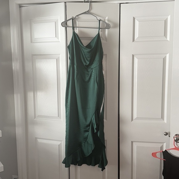 NWT Missguided Cami Ruffle Side Midi Dress - Picture 4 of 6